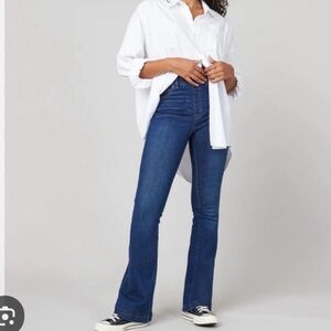 SPANX Raw Hem Bootcut Flare Jeans Size Large Stretch Pull On